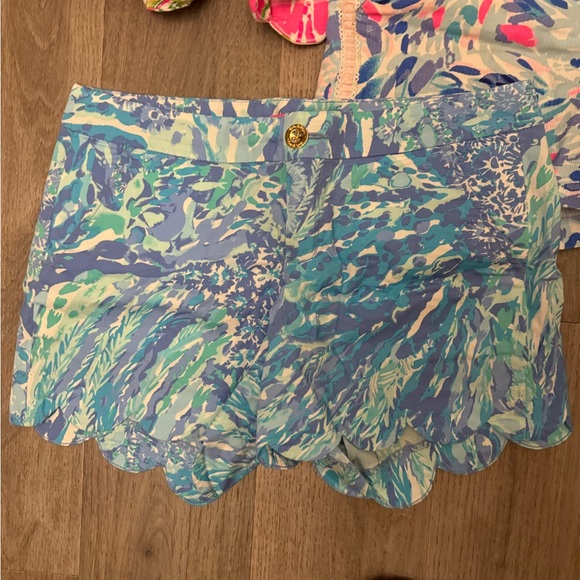 Lilly Pulitzer bundle.  Shorts size 4, shorts size small , dresses size 4 - Picture 2 of 11